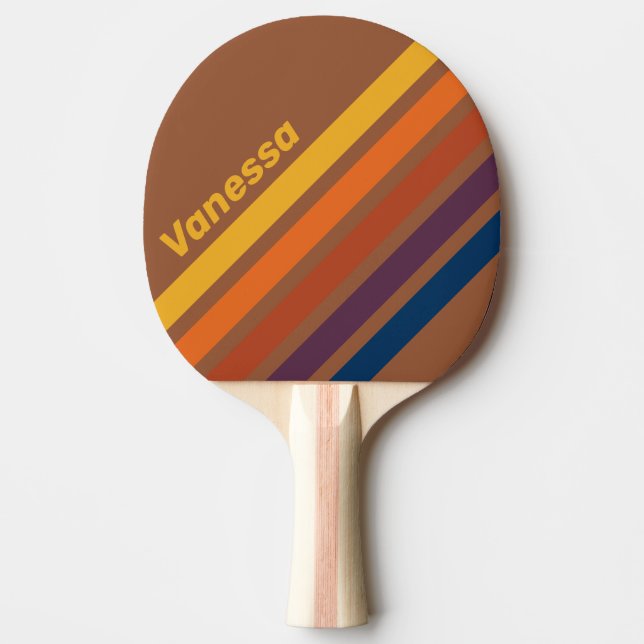 Solbränd lera vinklad randig med namn pingisracket (Framsidan)