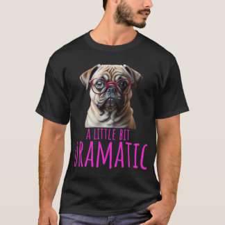 Solbrun mopsdramatik med rosa glasögon t shirt