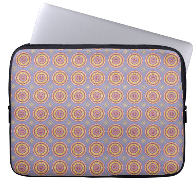 Solcirkelmönster i wrappingpapper laptop fodral (Framsidan)
