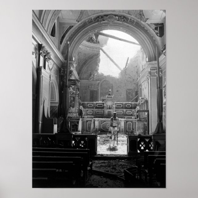 Soldat in Bombed Out Church - Italien - 1944 Poster (Framsidan)