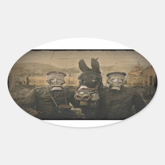 Soldater Donkey och Gas Masks Ovalt Klistermärke