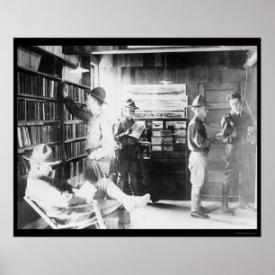 Soldater i bibliotek 1912 poster