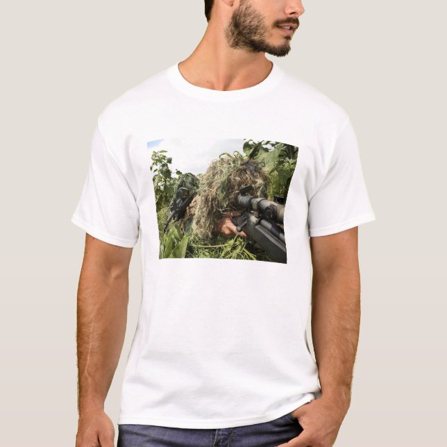 Soldater klädda i ghillie kostym tee (Framsida)