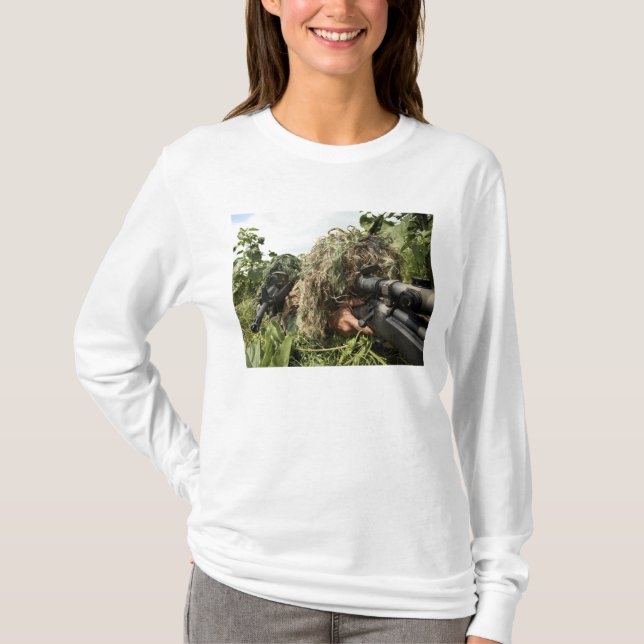 Soldater klädda i ghillie kostym tee shirt (Framsida)