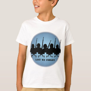Soldater prisar sötskjorta... Vi glömmer Krig T-shirt