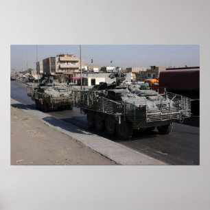 soldater som patrullerar poster