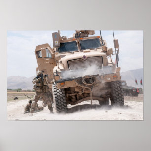 Soldaters Förlovad i Firefighten i Afghanistan Poster