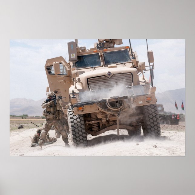 Soldaters Förlovad i Firefighten i Afghanistan Poster (Framsidan)