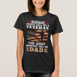 Soldier Honor Duty America People kallar mig Veter T Shirt