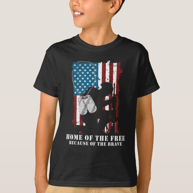 Soldier Proud Veterans Day American Flagga T Shirt (Framsida)