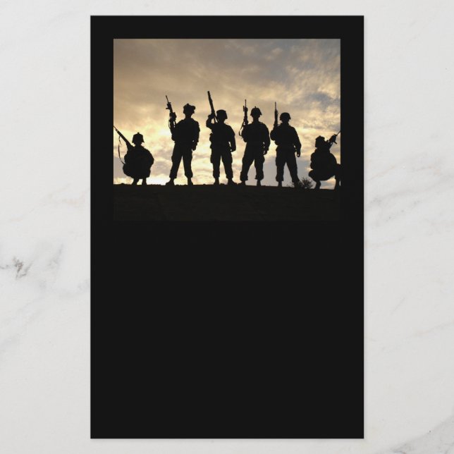Soldier Silhouettes Stationary Brevpapper (Framsida)