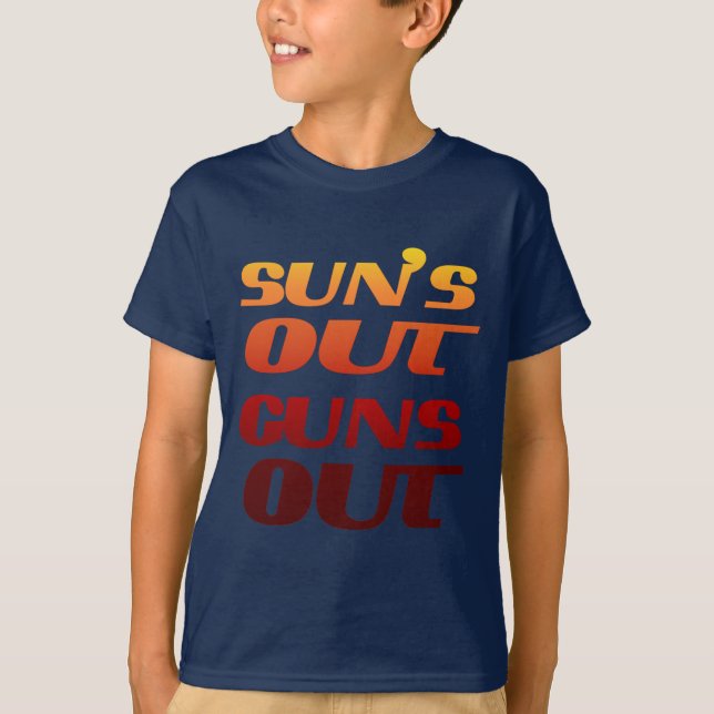SOLEN ÄR UTE KANONERNA UTE T SHIRT (Framsida)