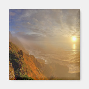 Solen går ner över Stilla havet från Heceta Magnet
