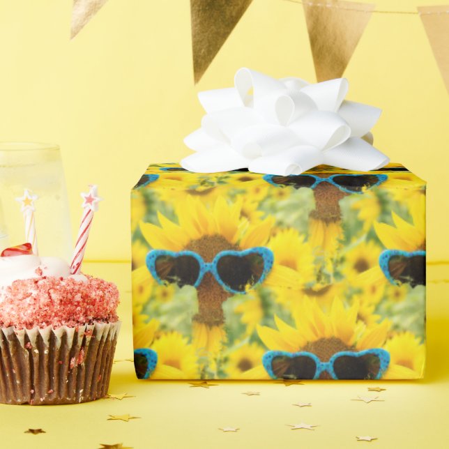 Solglasögon på solros presentpapper (Födelsedagsfest)