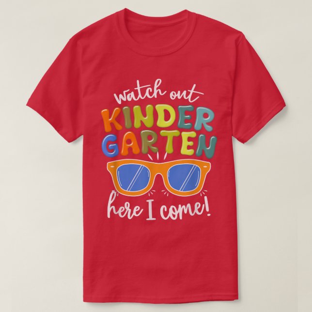 Solglasögon vaktar ut Kindergarten här i Komen T Shirt (Design framsida)