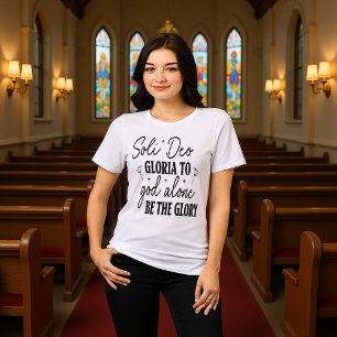 Soli Deo Gloria Äran tillkomme Gud allena T-shirt. T Shirt