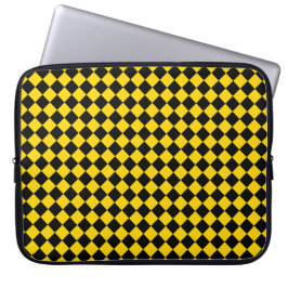 Solid Black and Gold Chevron Pattern Laptop Fodral