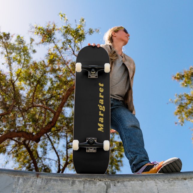 Solid Black Skateboard med ditt namn i Stil (Utomhus 1)