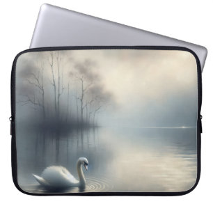 Solid Svan på Misty Sjö Laptop Fodral