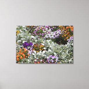 Solig blomsterträdgård canvastryck