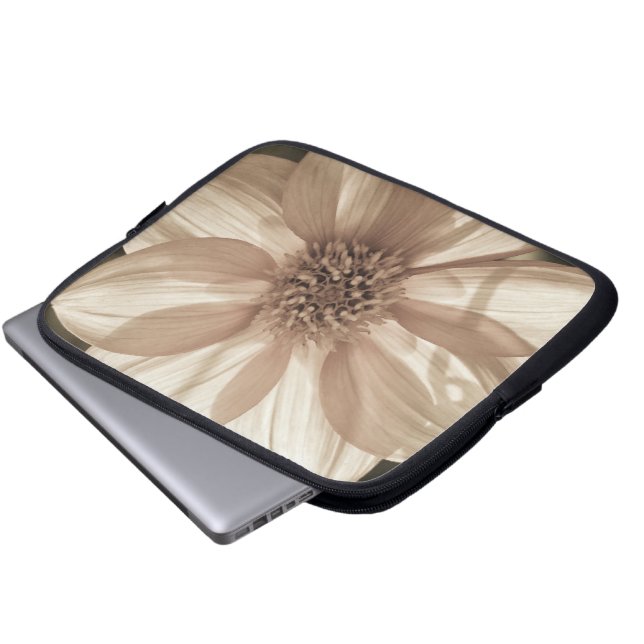 Solig Dahlia Laptop Fodral (Framre botten)