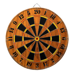 Soligt Teakfanértryck för en lek av pilar Darttavla