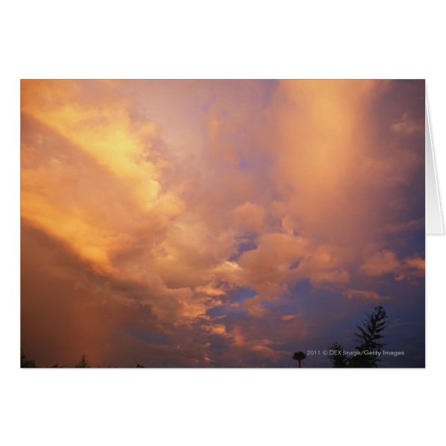 Solinställning bak moln hälsningskort (Framsidan Horizontal)