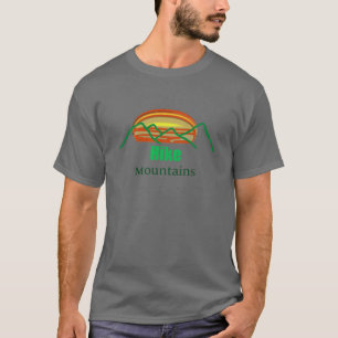 Solnedgång Bakom Vandring Berg Silhuett T-Shirt