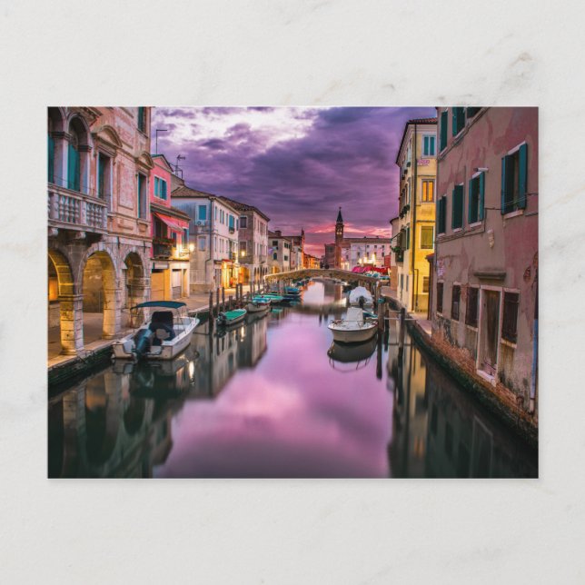 Solnedgång Bild i Italiens Venedigkanaler med båta Vykort (Framsida)