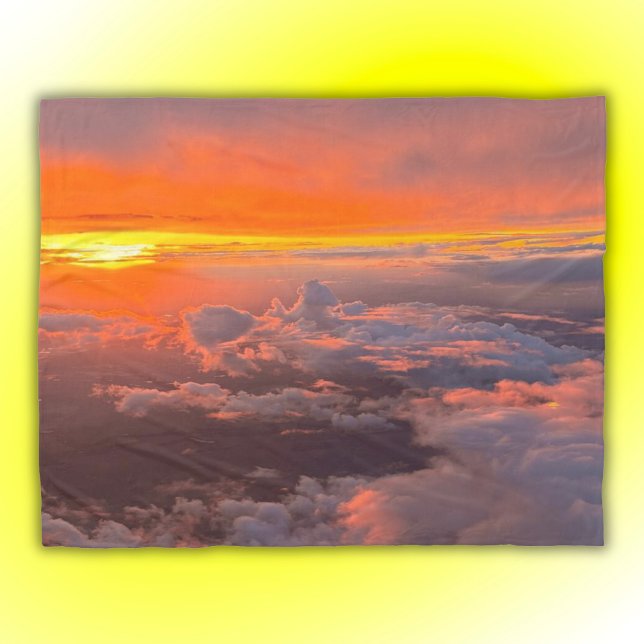 Solnedgång genom molnens Orange och Gult | Fleecefilt (Skapare uppladdad)