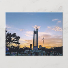 Solnedgång Himmel Quezon Memorial Circle Park i QC Vykort