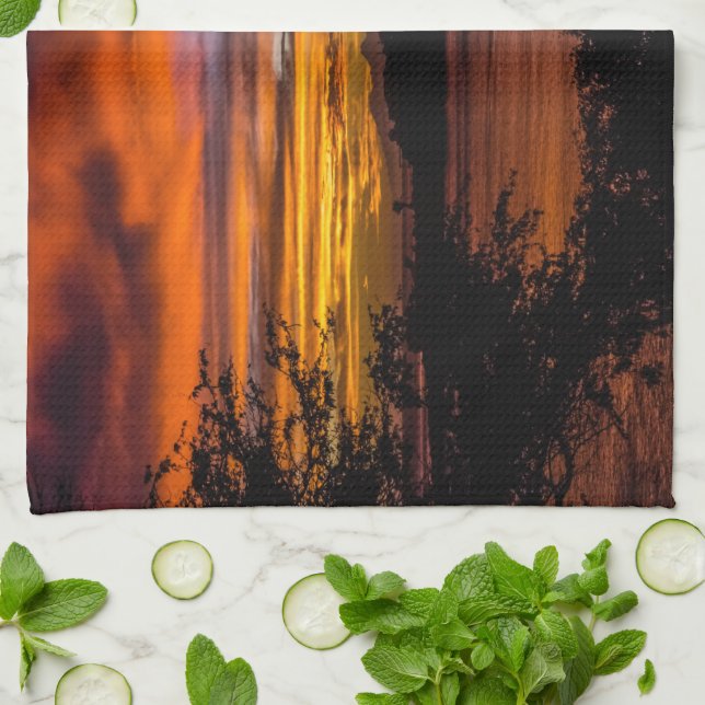 Solnedgång i Praia, Kap Verde Kökshandduk (Vikta)