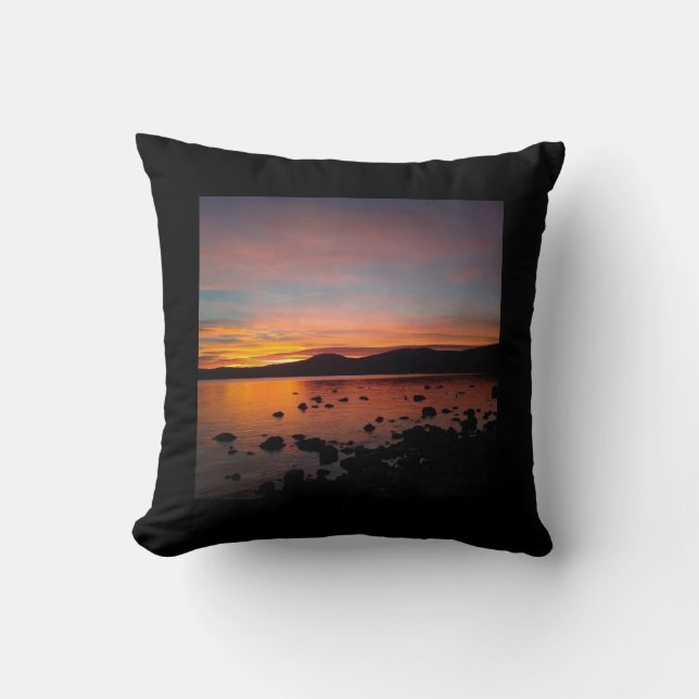 Solnedgång i Sjö Tahoe Kudde (Framsida)