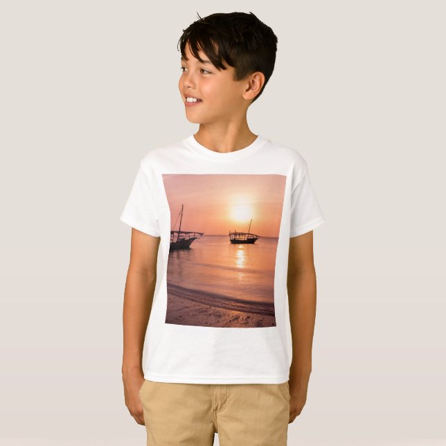 Solnedgång i Zanzibar T Shirt (Hel framsida)