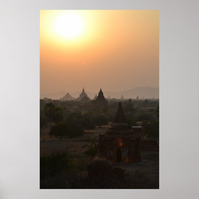 Solnedgång över Bagan Temples - Myanmar Photograph Poster (Framsidan)