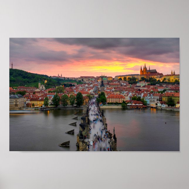 Solnedgång över Charles Bridge Poster (Framsidan)