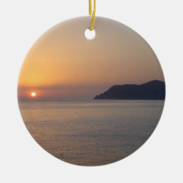 Solnedgång över det medelhavs- julgransprydnad keramik