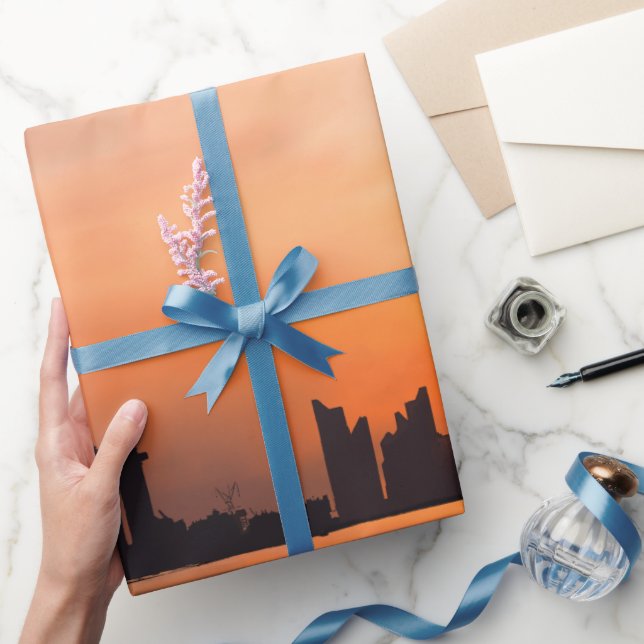 Solnedgång över en havsbottenstad - vattenfärg presentpapper (Gifting)