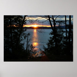 Solnedgång över Forest Sjö Poster