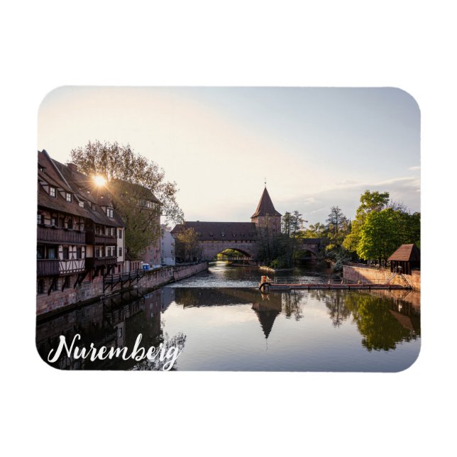 Solnedgång över gammal medeltida bro i Nürnberg Magnet (Horisontell)