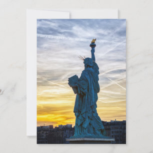 Solnedgång över Liberty Statue Replik i Paris Inbjudningar