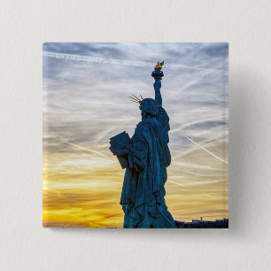 Solnedgång över Liberty Statue Replik i Paris Knapp