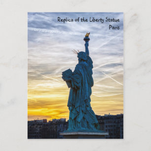 Solnedgång över Liberty Statue Replik i Paris Vykort