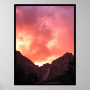 Solnedgång över övrenedgångar poster