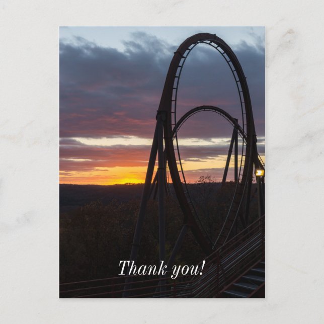 Solnedgång över skogsbrand vykort (Framsida)