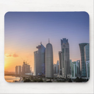 Solnedgång över staden av Doha, Qatar Musmatta
