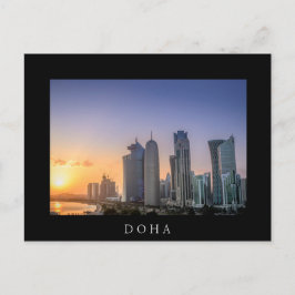 Solnedgång över staden Doha, Qatar Vykort