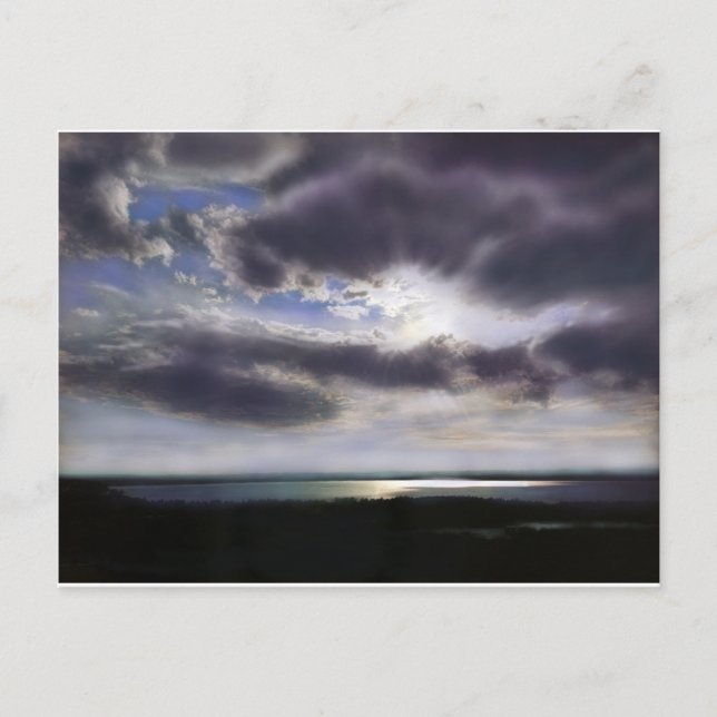 Solnedgång över vattenfärgsmålning i sjö vykort (Framsida)