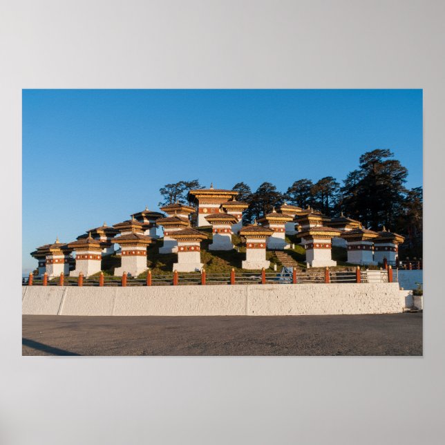 Solnedgång på Dochula Pass - Bhutan, Himalaya Poster (Framsidan)