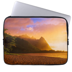 Solnedgång på gyllene strand, Hawaii Laptop Sleeve